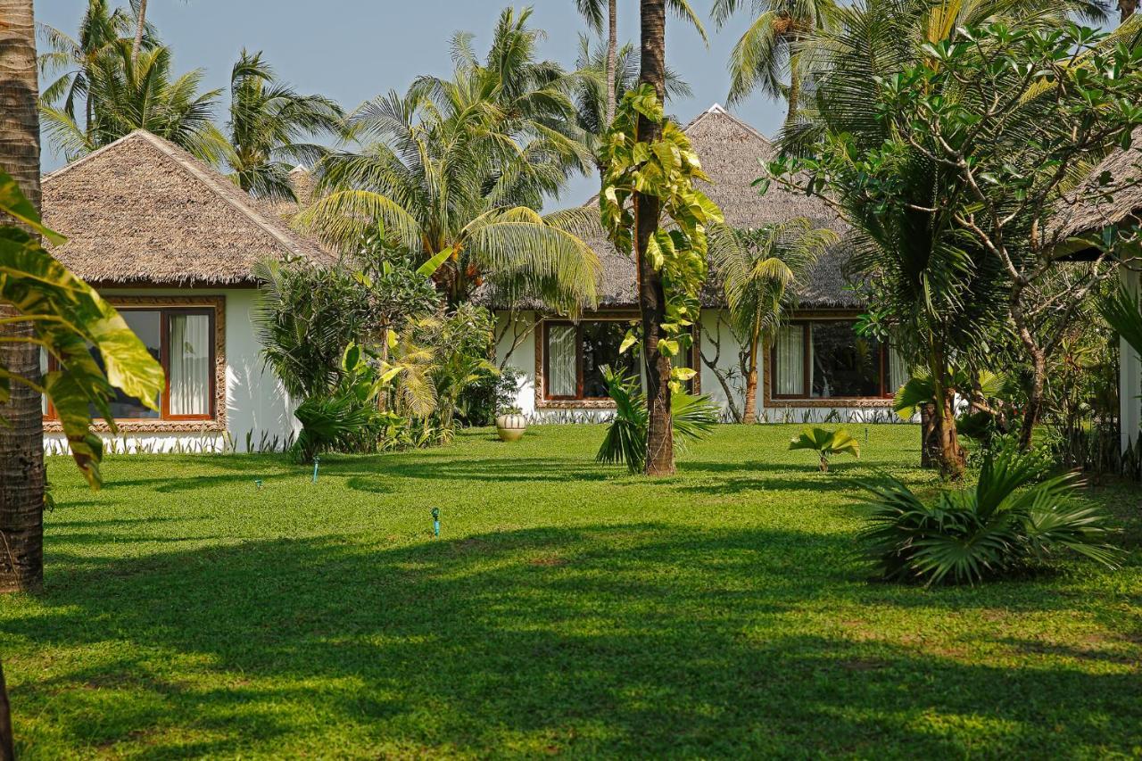 Ngapali Bay Villas & Spa Bagian luar foto