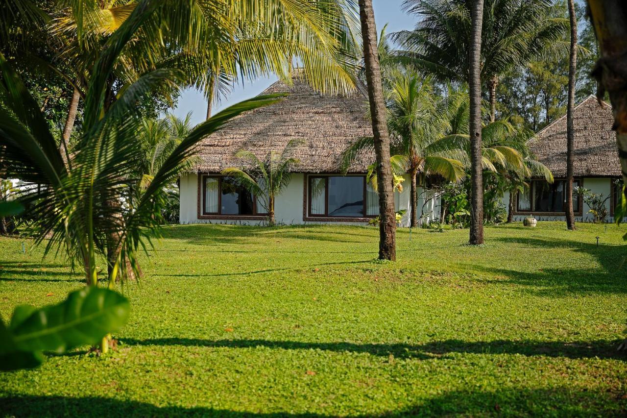 Ngapali Bay Villas & Spa Bagian luar foto