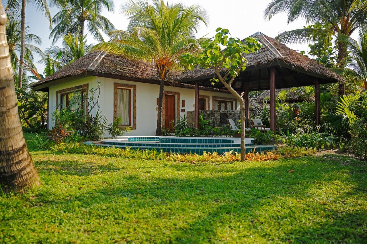 Ngapali Bay Villas & Spa Bagian luar foto